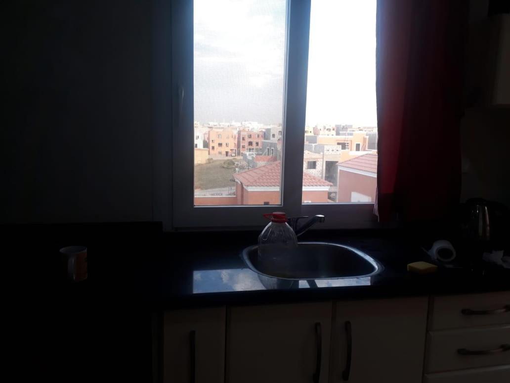 Apartment Are *