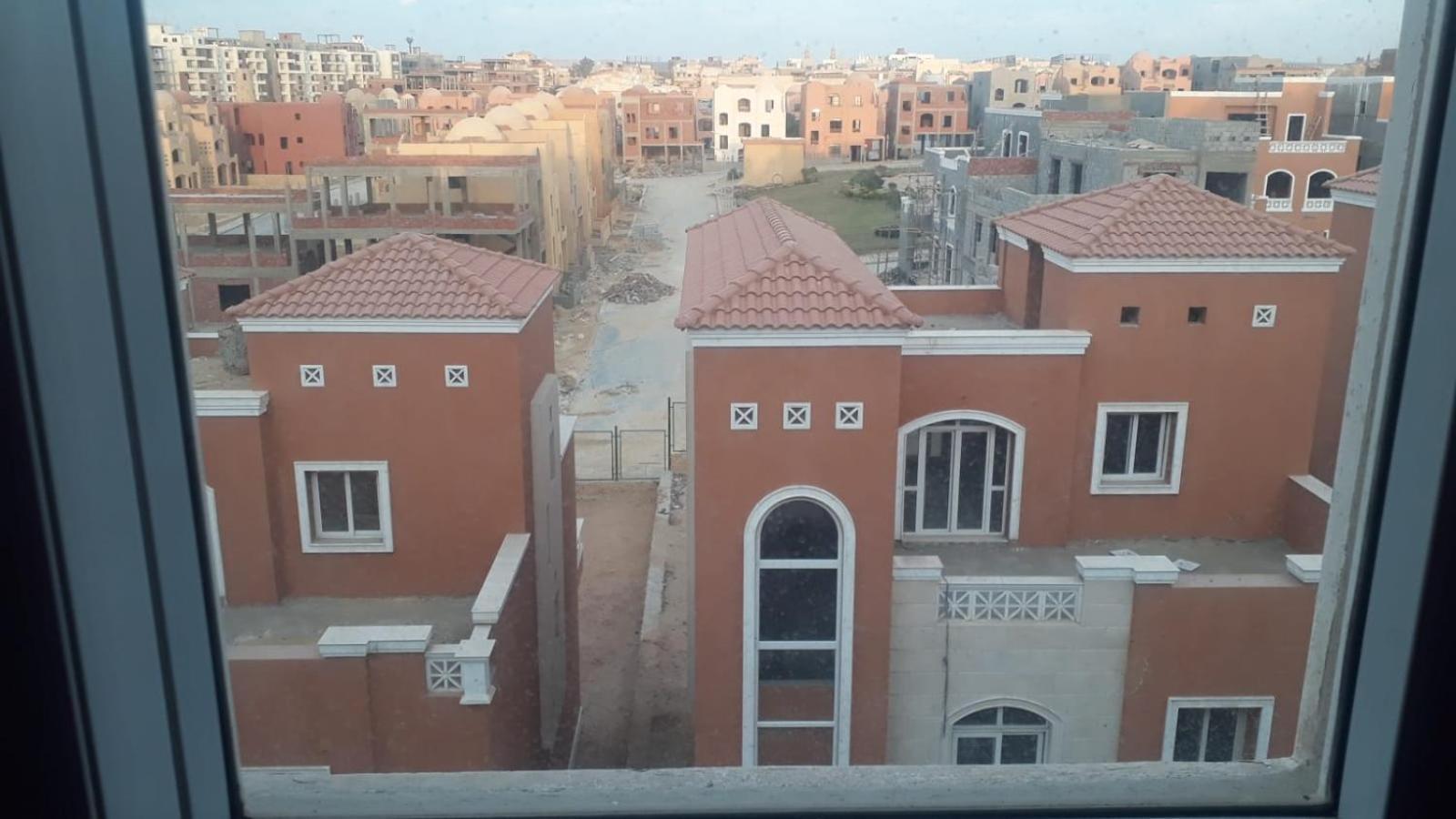 Apartment Are *